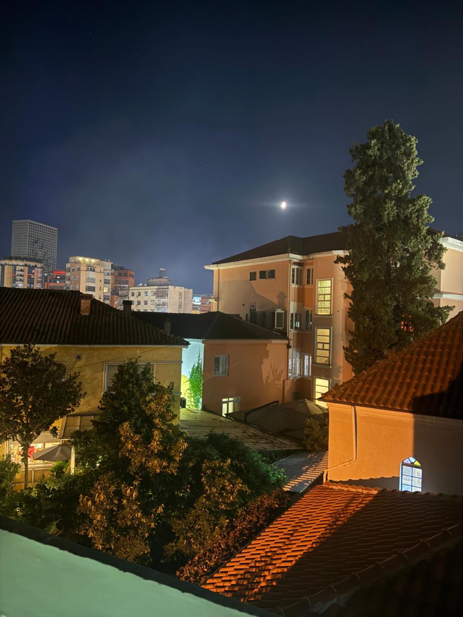 Apartment At New Bazar With A View And Balcony Tirana
